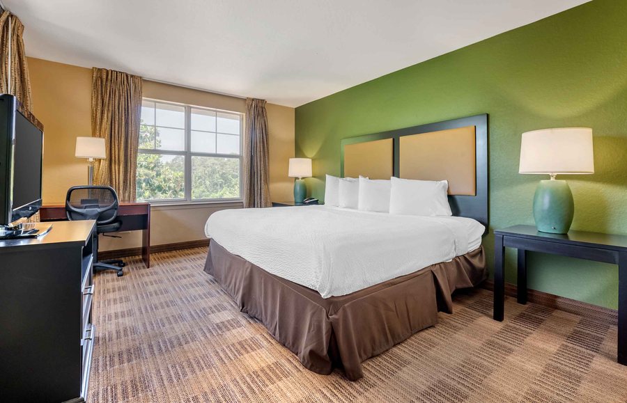 Extended Stay America Jacksonville Southside St Johns Towne Center — Guest room