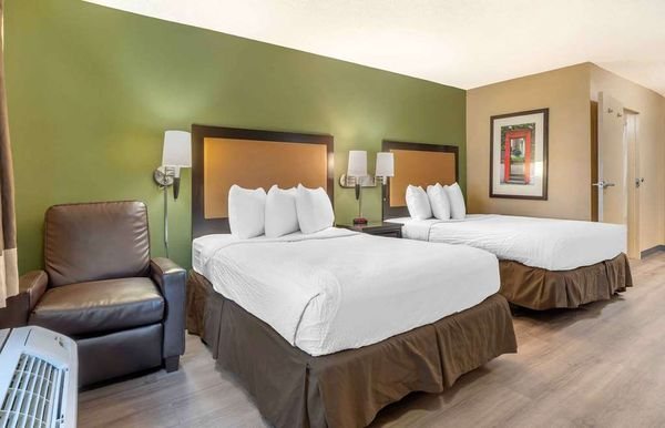 Extended Stay America Oakland Emeryville — Guest room