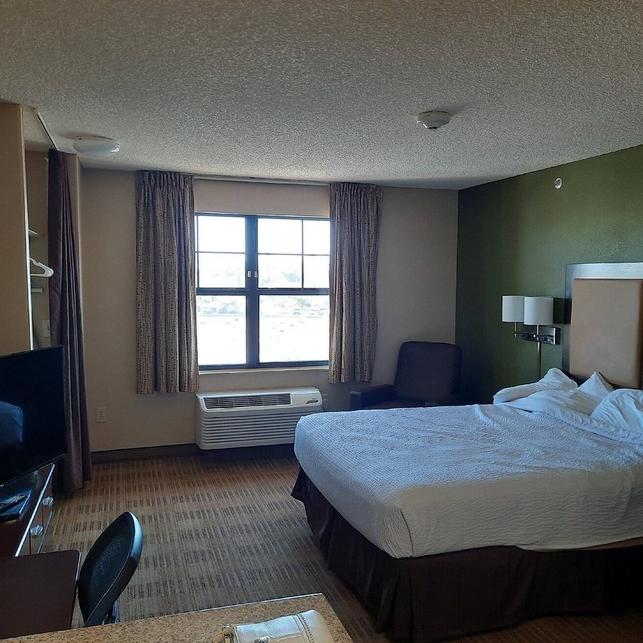 Extended Stay America Palm Springs Airport — Guest room