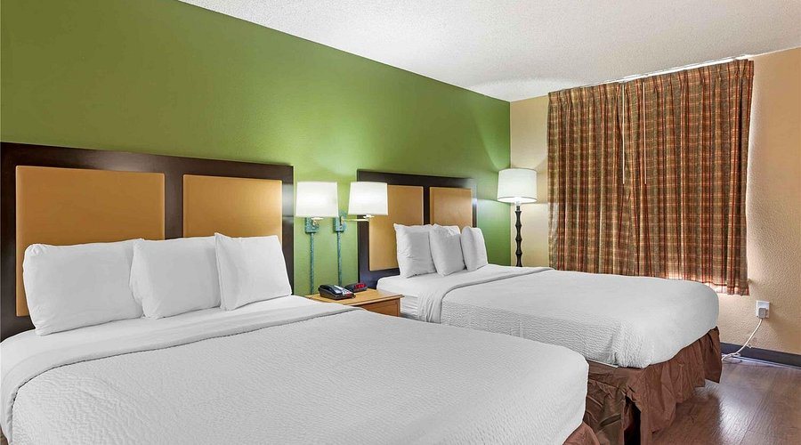 Extended Stay America San Antonio Airport — Guest room