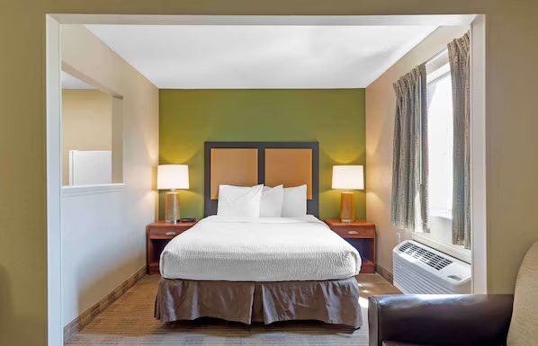 Extended Stay America Select Suites Memphis Cordova TN — Guest room