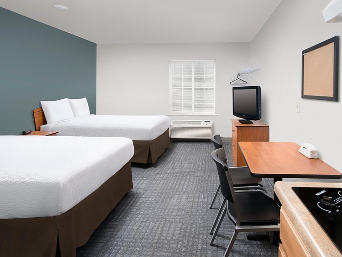 Extended Stay America Select Suites Northwest — Guest room