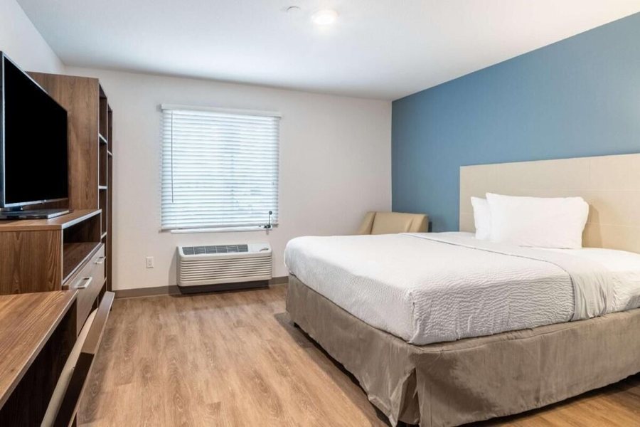 Extended Stay America Suites Redlands — Guest room