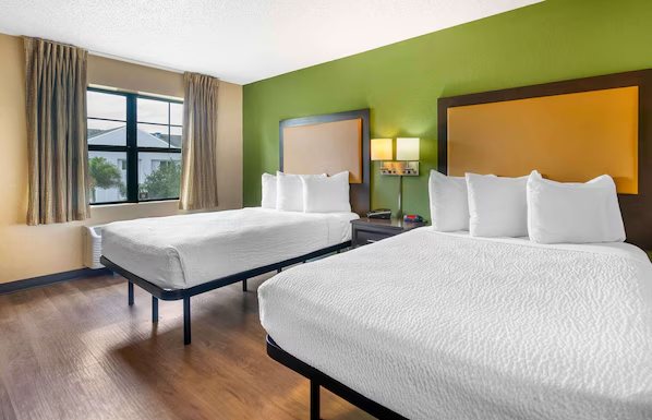 Extended Stay America Tampa North Airport — Guest room