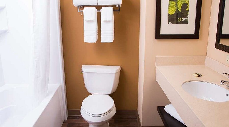 Extended Stay America Washington D C Rockville — Bathroom