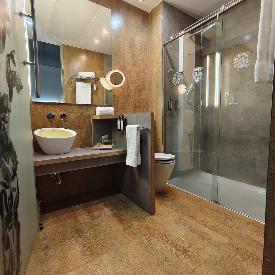 Fabrizzio s Petit Barcelona Catalonia — Bathroom
