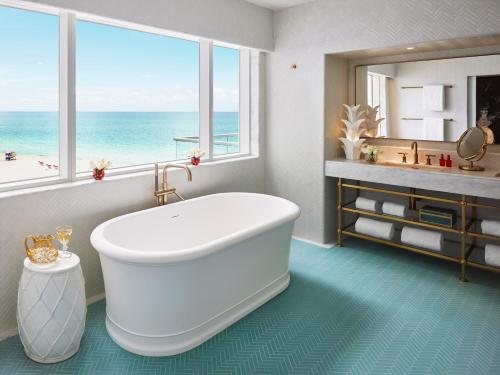 Faena Hotel Miami Beach — Bathroom