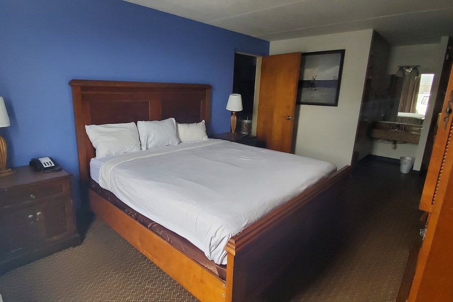 FairBridge Inn Express Indianapolis Northwest — Guest room