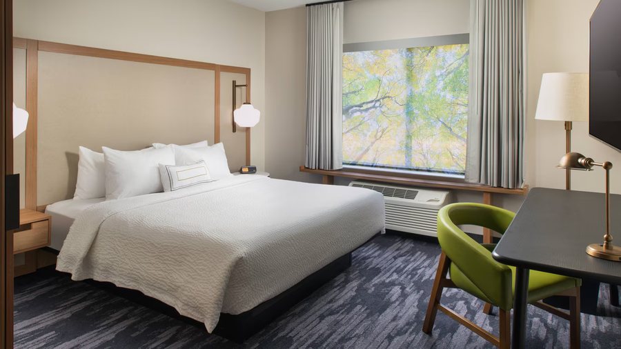 Fairfield by Marriott Inn Suites Athens — Guest room