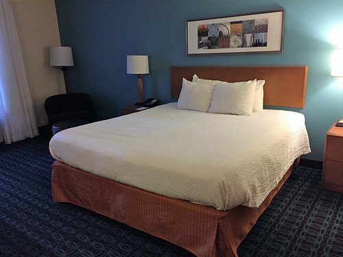 Fairfield by Marriott Inn Suites Birmingham Bessemer — Guest room