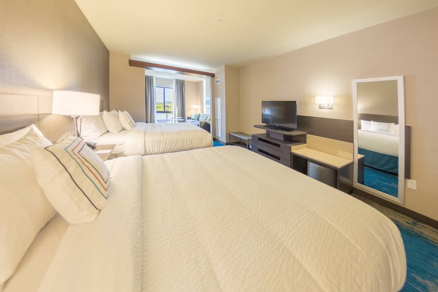Fairfield by Marriott Inn Suites Des Moines Altoona — Guest room