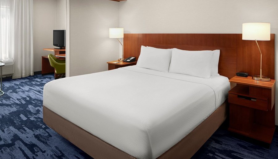 Fairfield by Marriott Inn Suites DuBois — Guest room