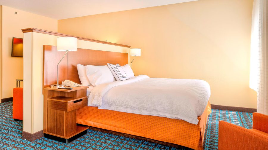 Fairfield by Marriott Inn Suites Durham Southpoint — Guest room