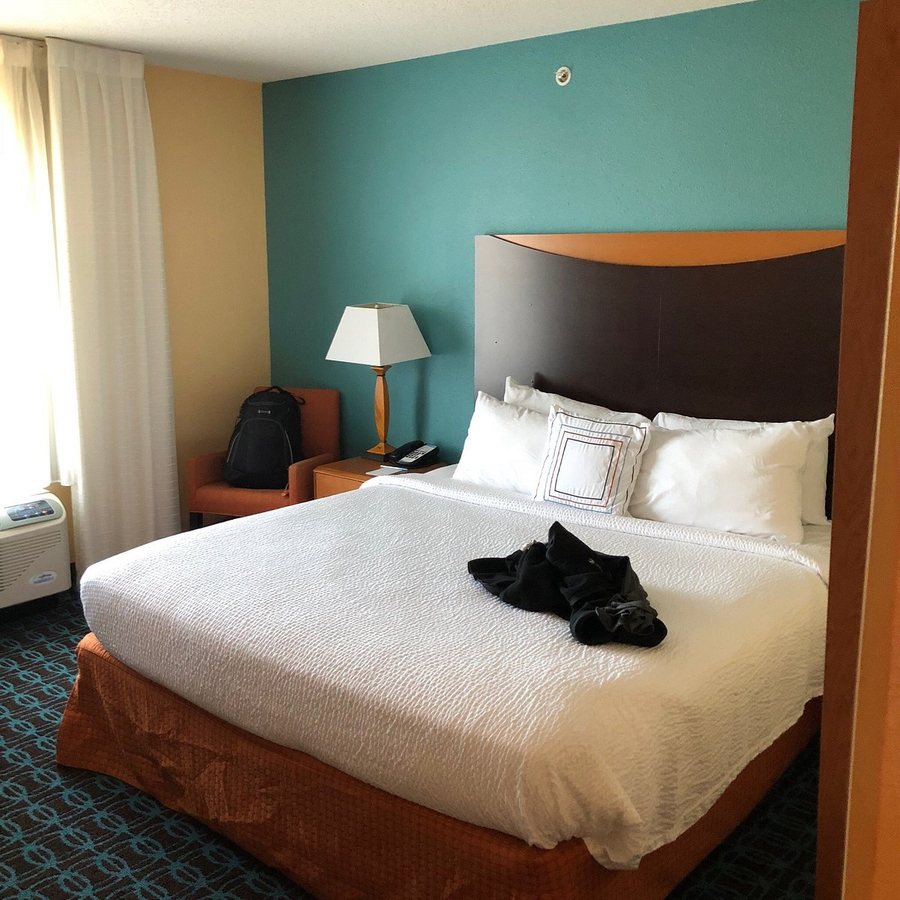 Fairfield by Marriott Inn Suites Elizabeth City — Guest room