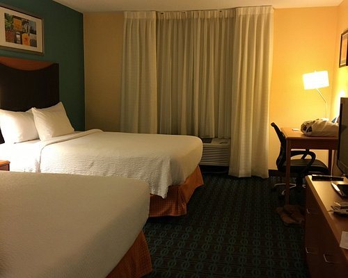 Fairfield by Marriott Inn Suites Jackson — Guest room