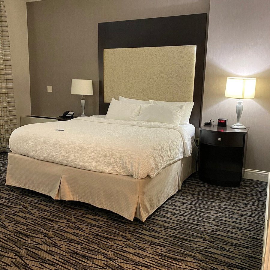 Fairfield by Marriott Inn Suites Keene Downtown — Guest room