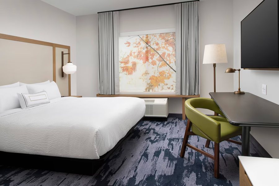Fairfield by Marriott Inn Suites Knoxville Northwest — Guest room