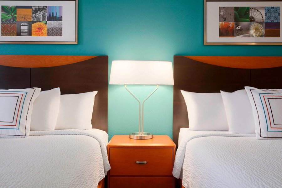 Fairfield by Marriott Inn Suites Longview — Guest room