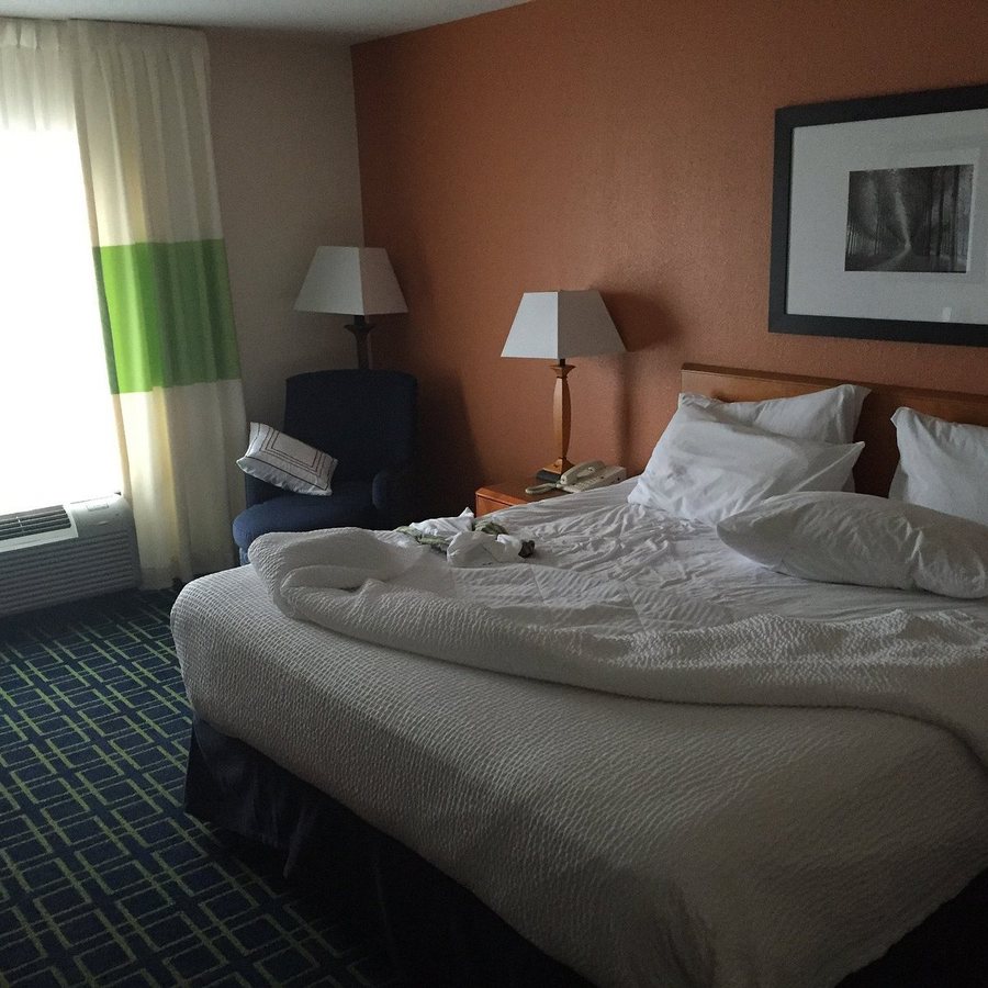 Fairfield by Marriott Inn Suites Mount Vernon Rend Lake — Guest room