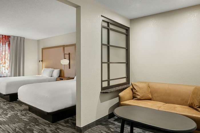 Fairfield by Marriott Inn Suites Mt Pleasant — Guest room