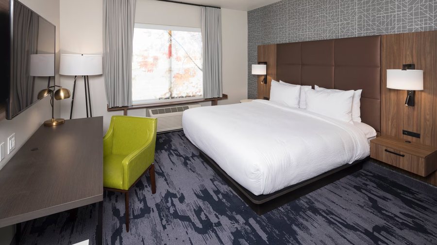 Fairfield by Marriott Inn Suites Oklahoma City Yukon — Guest room
