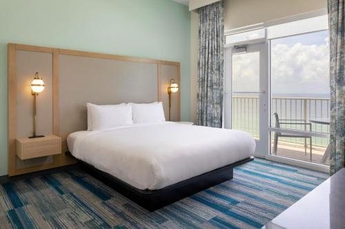 Fairfield by Marriott Inn Suites Pensacola Beach — Guest room