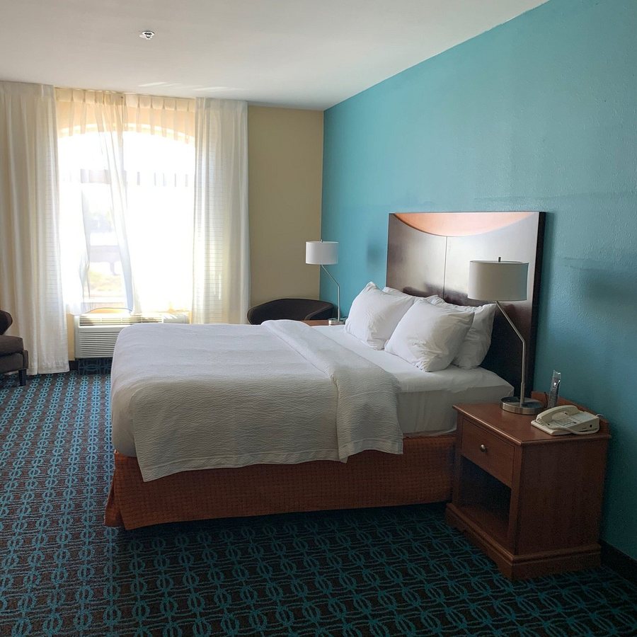 Fairfield by Marriott Inn Suites Rancho Cordova — Guest room