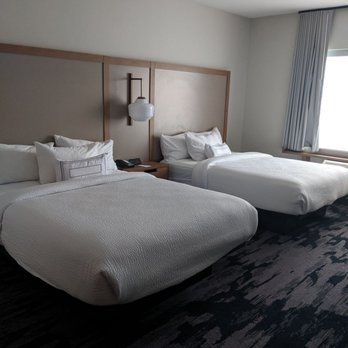 Fairfield by Marriott Inn Suites Roanoke Salem — Guest room