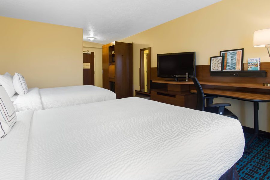 Fairfield by Marriott Inn Suites Santa Fe — Guest room