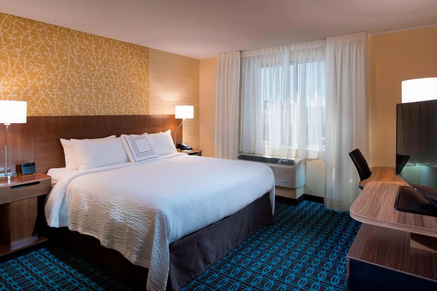 Fairfield by Marriott Inn Suites Scottsbluff — Guest room