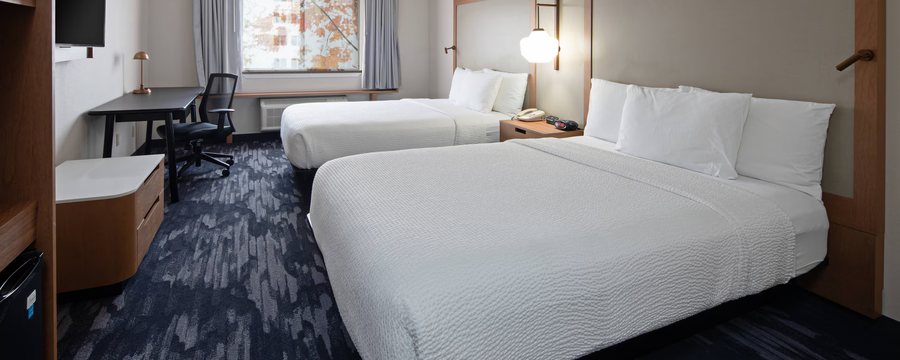 Fairfield by Marriott Inn Suites Seattle Sea Tac Airport — Guest room
