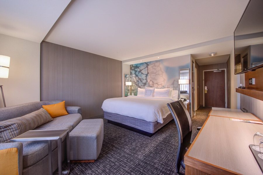Fairfield by Marriott Inn Suites St Louis Chesterfield — Guest room