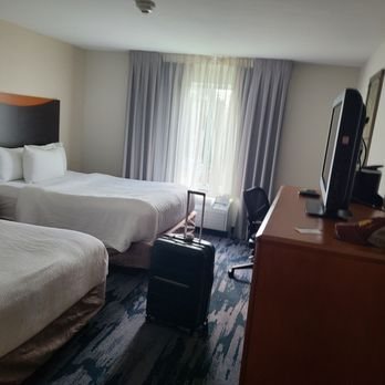 Fairfield by Marriott Inn Suites Tallahassee Central — Guest room