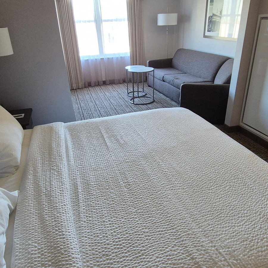 Fairfield by Marriott Inn Suites Waterbury Stowe — Guest room