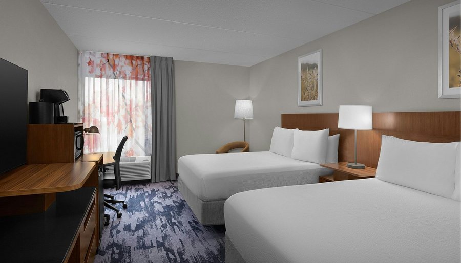 Fairfield By Marriott Inn Suites Winston Salem Hanes Mall — Guest room