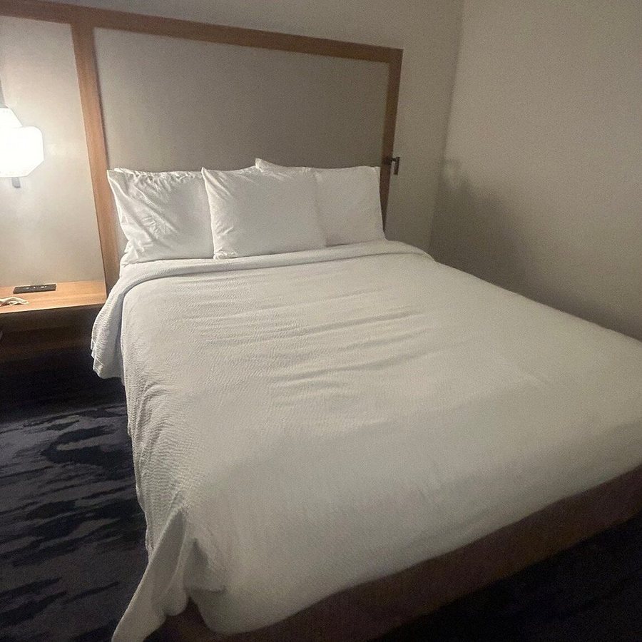 Fairfield by Marriott Inn Suites Yakima — Guest room