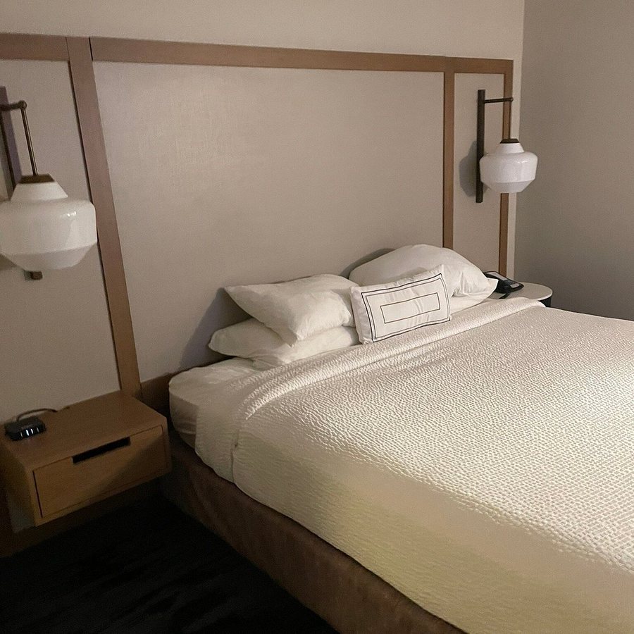 Fairfield Inn by Marriott Kennewick — Guest room
