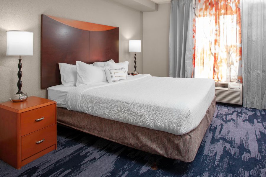 Fairfield Inn Indianapolis South — Guest room