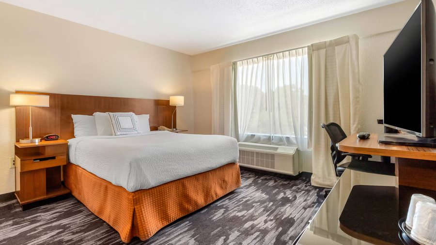 Fairfield Inn Myrtle Beach North — Guest room