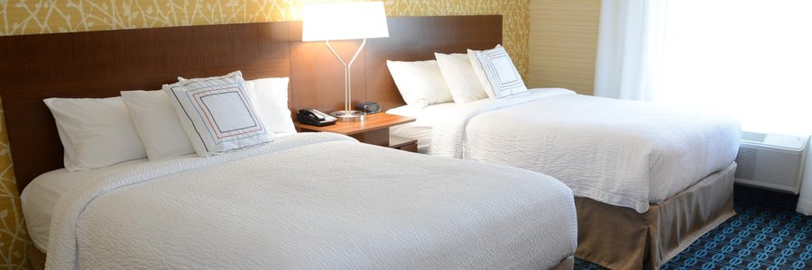 Fairfield Inn Suites By Marriott Somerset — Guest room