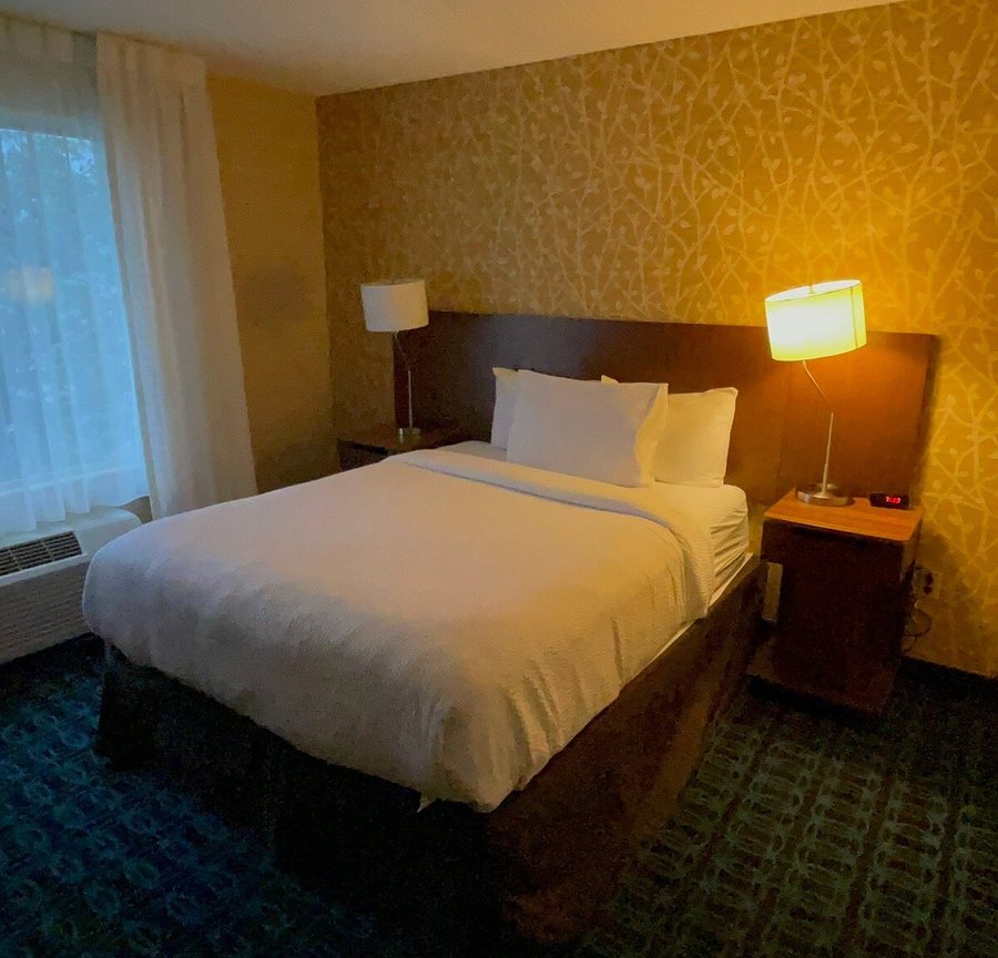 Fairfield Inn Suites Denver Aurora Medical Center — Guest room
