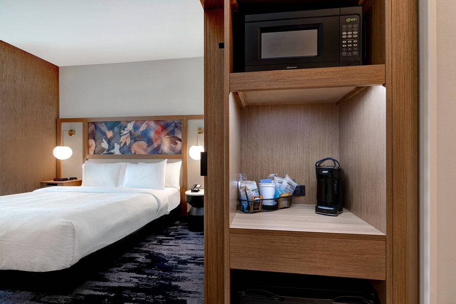 Fairfield Inn Suites St Paul Eagan — Guest room