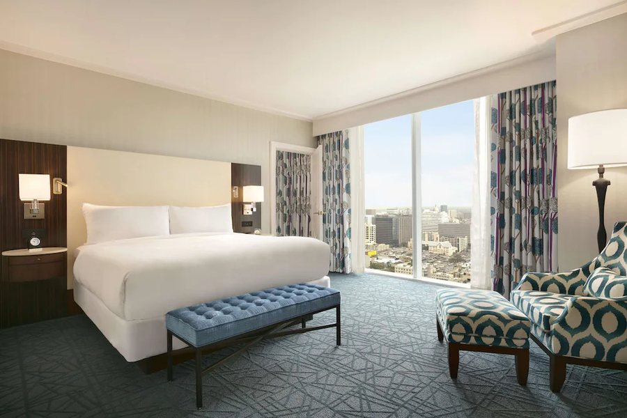 Fairmont Austin — Guest room