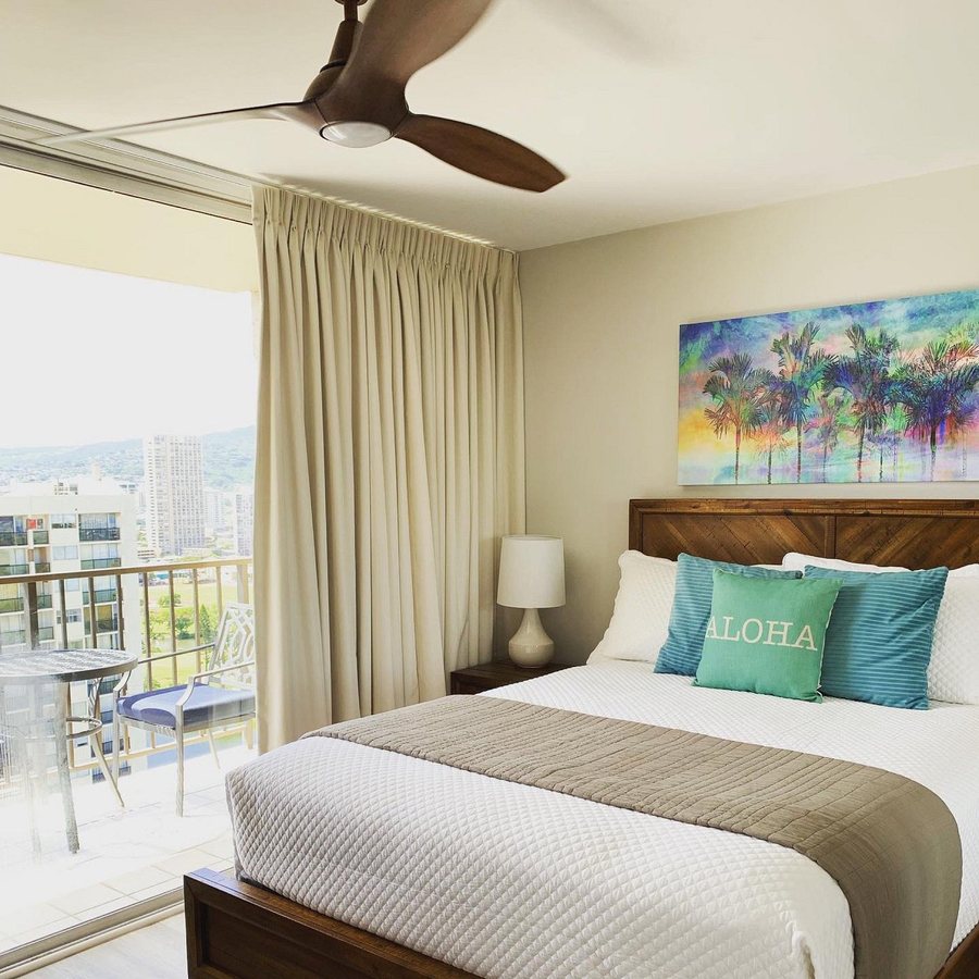 Fairway Villa — Guest room