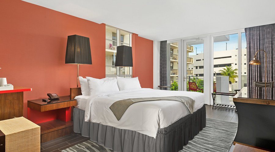 Fairwind Hotel Miami Beach Florida — Guest room