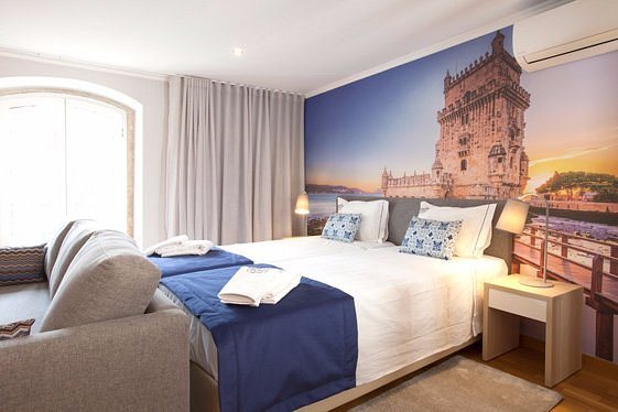 Famous Crows Guest House — Guest room