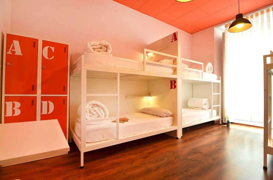 Far Home Atocha Hostel — Guest room