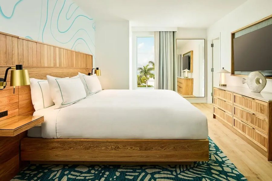 Faro Blanco Resort Marathon Florida Keys Curio by Hilton — Guest room