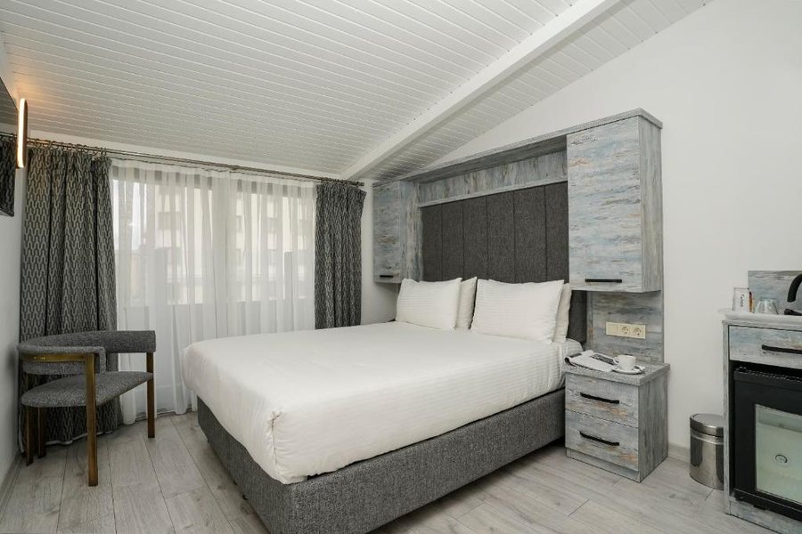 Faros Hotel Taksim Istanbul — Guest room