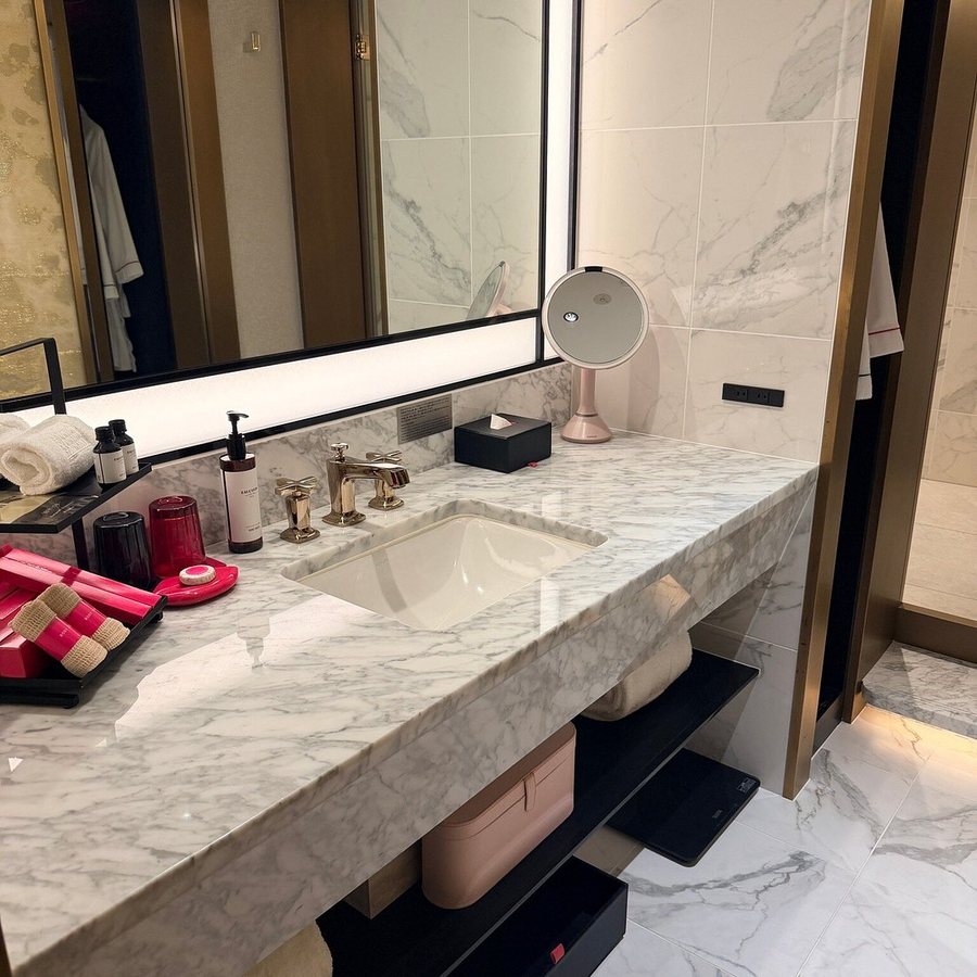 Fauchon Hotel Kyoto — Bathroom